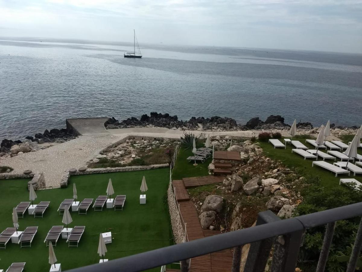 Casa Vacanze Vincenzo E Rosanna Castro  Eksteriør billede